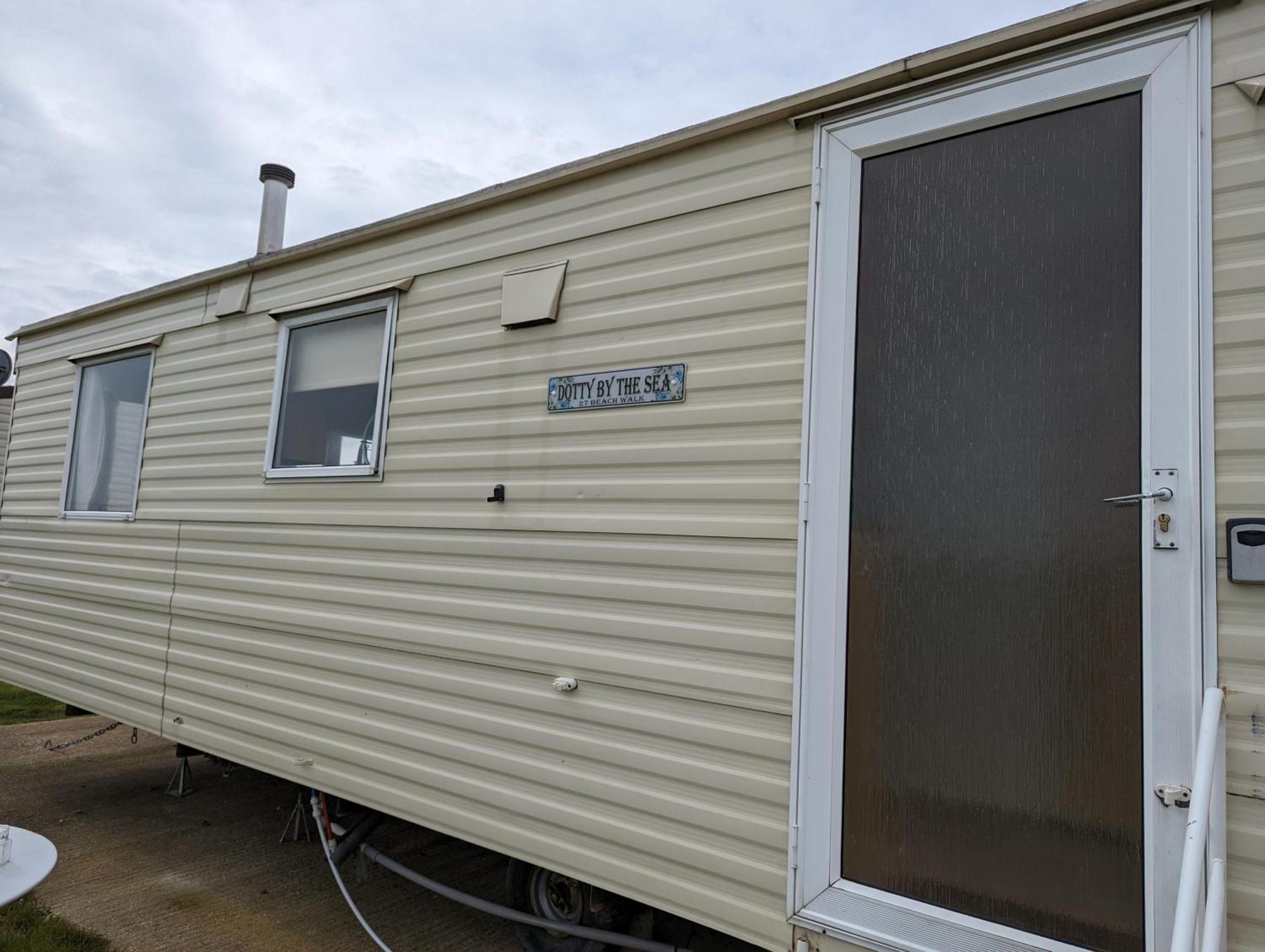 Villa Dotty By The Sea, 27 Bw, St Osyth Beach - Price Is Whole Caravan With Field Views à Saint Osyth Extérieur photo